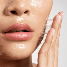 Load image into Gallery viewer, Australian Kakadu Plum Gummy Facial Cleanser